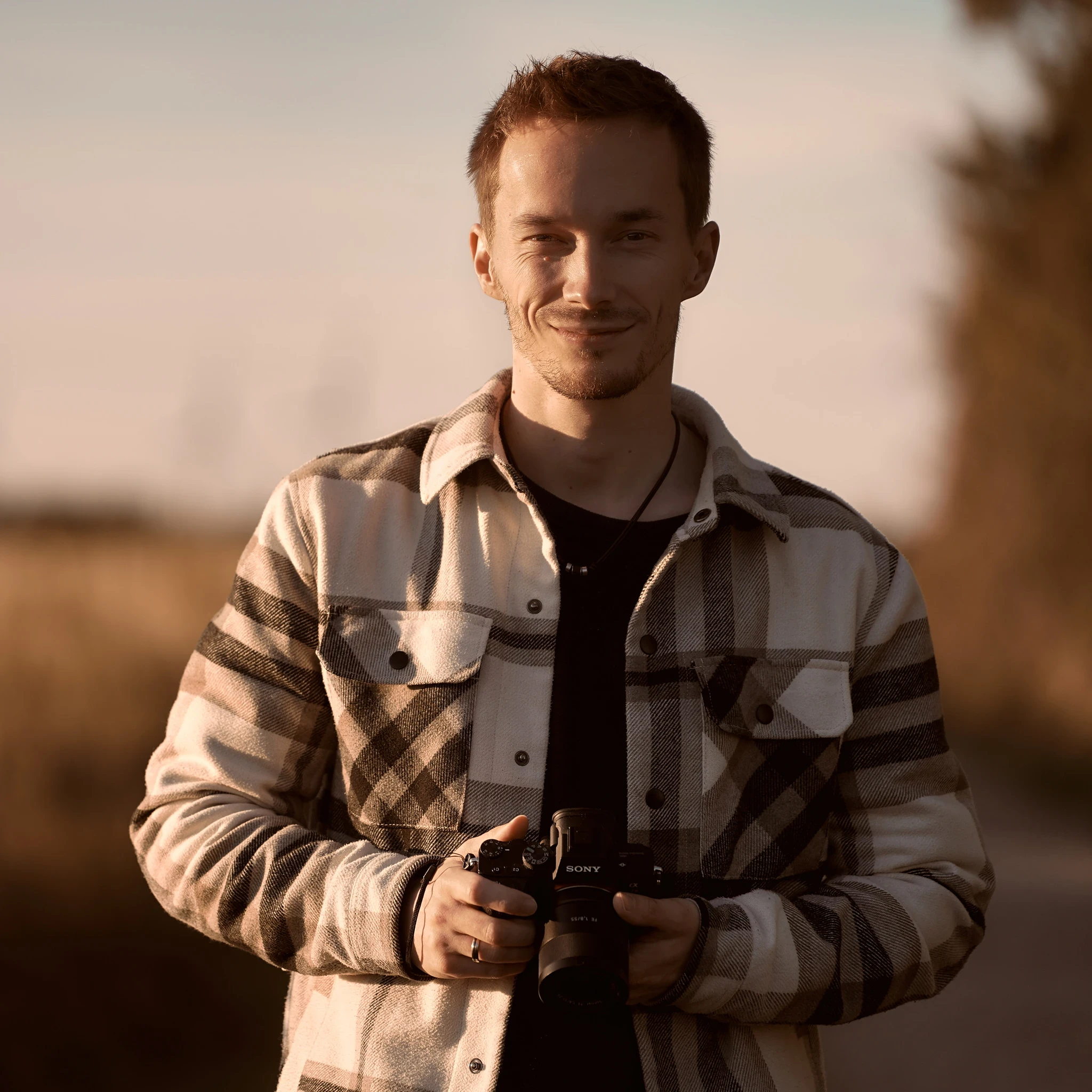 Dennis Samel-Martens Porträt- & Hochzeitsfotograf
